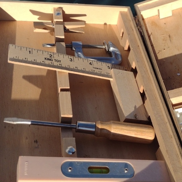 1960's Wooden Play Tool Set with Case - Picture 3 of 5